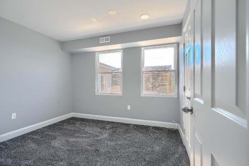 Building Photo - 1509 Edmondson Ave