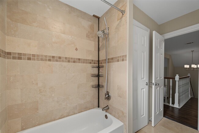 Building Photo - 14135 Swallowfield Dr