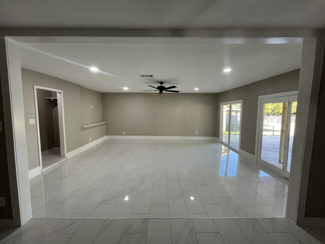 Living room area - 808 Cherry Laurel Ln