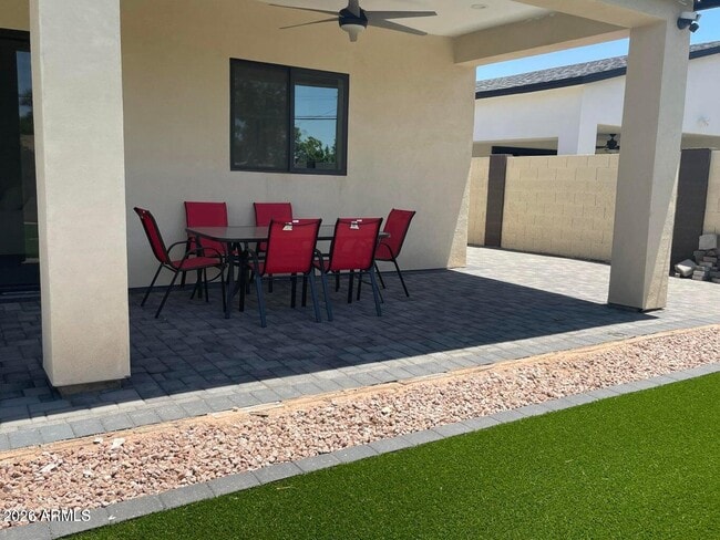 Building Photo - 6824 N 14th St