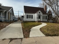 Building Photo - 1809 10th Ave