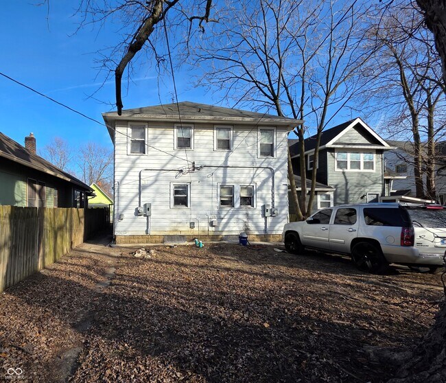 Building Photo - 316 N Denny St