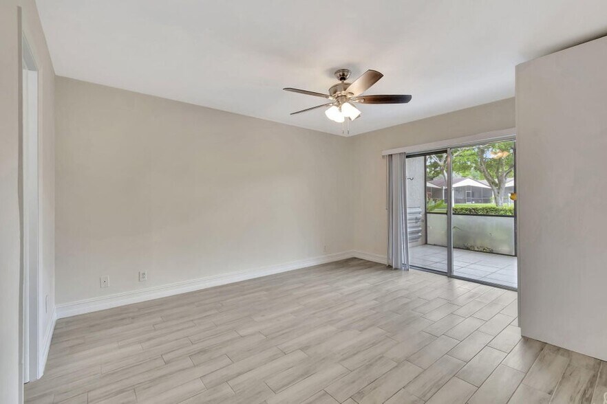 Building Photo - 11555 Orange Blossom Ln