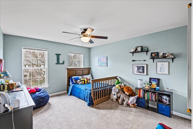 Building Photo - Beautiful 5-bedroom home close to VRE, I-95, shopping and much more!