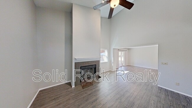 Building Photo - 6165 Katy Ct