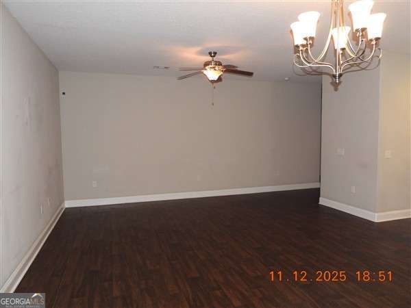 Building Photo - 221 Case Ln SE