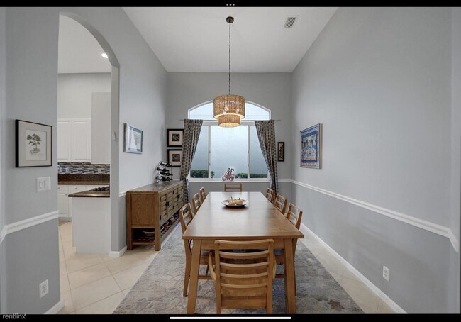 Building Photo - 4 br, 2.5 bath House - 7922 Monarch Ct