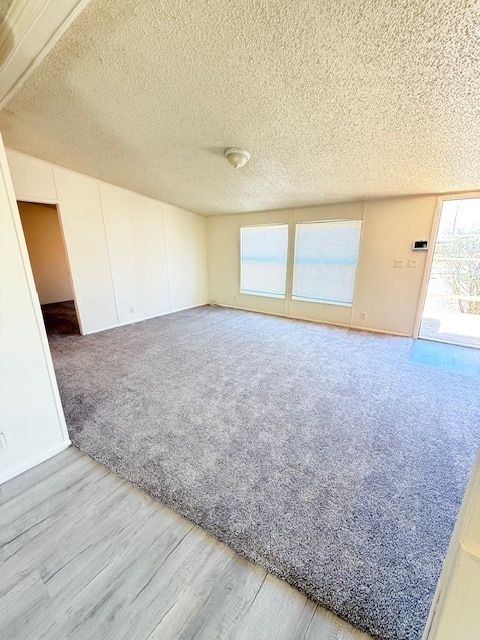 Building Photo - HOUSE FOR RENT