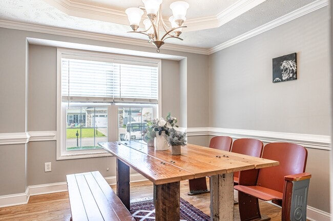 Building Photo - 191 Trenton Pl