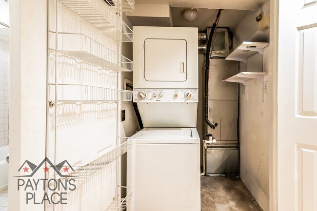 Building Photo - Renovated English Basement in U St area