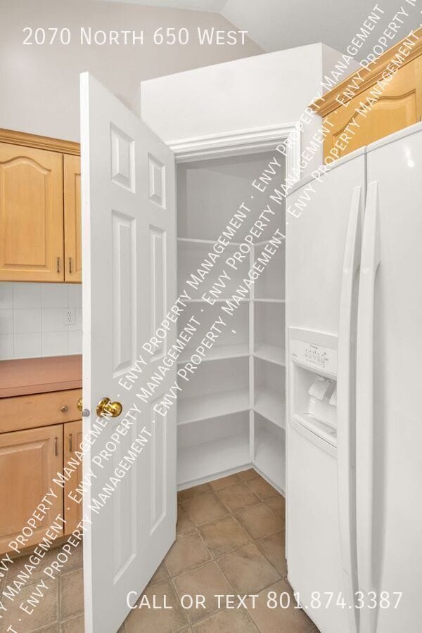 Building Photo - 2070 N 650 W
