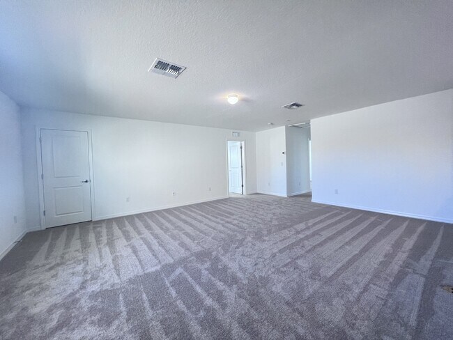 Building Photo - "Epperson lagoon 4 Bed, 2.5 Bath Home in Wesley Chapel, FL - A Must-See Rental Property!" Free wi...