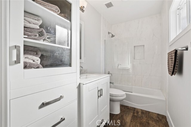 Building Photo - 630 Indianapolis Ave