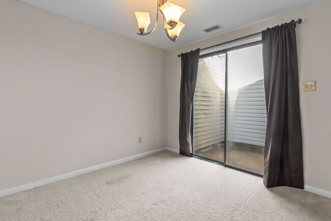 Building Photo - House for Rent in Virginia Beach!