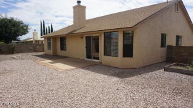 Building Photo - 2853 Northridge St