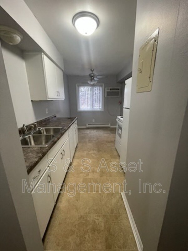 2455 N. Aurelius Rd B08 2455 N Aurelius Rd Holt MI 48842