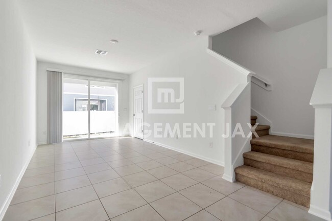 Building Photo - 8348 Asteroid St