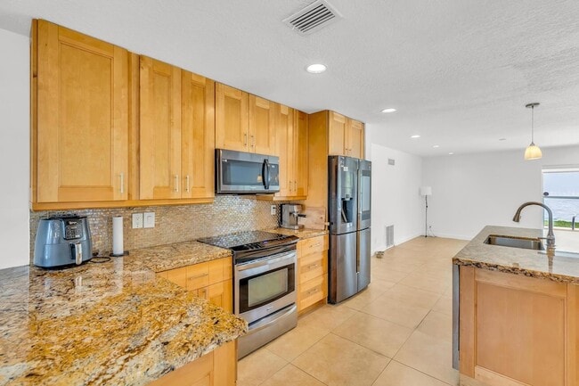 Building Photo - 10694 Wheelhouse Cir