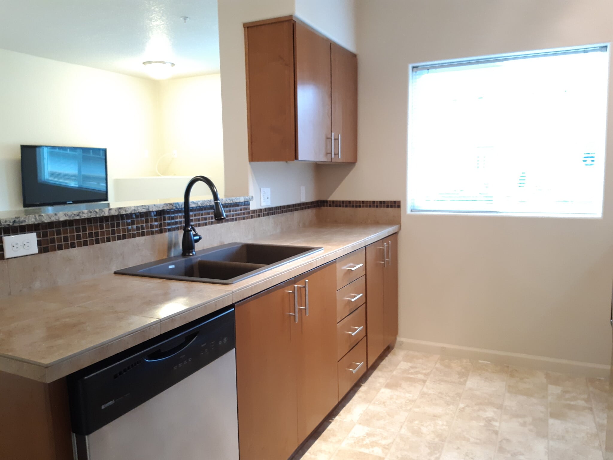 Kitchen - 10664 NE Holly St