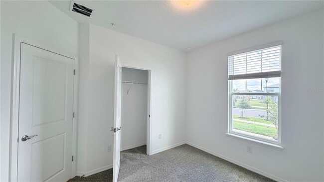 Building Photo - 4557 ORCHARD VIEW Aly