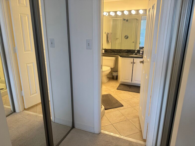 Building Photo - 5809 Nicholson Ln