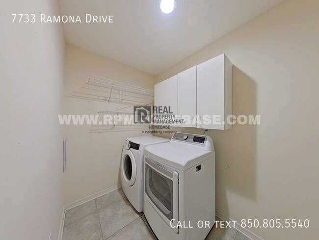 Building Photo - 7733 Ramona Dr