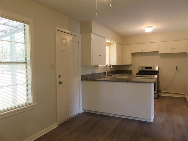 Building Photo - 604 FM 120