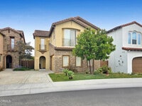 Building Photo - 1608 Mulligan St