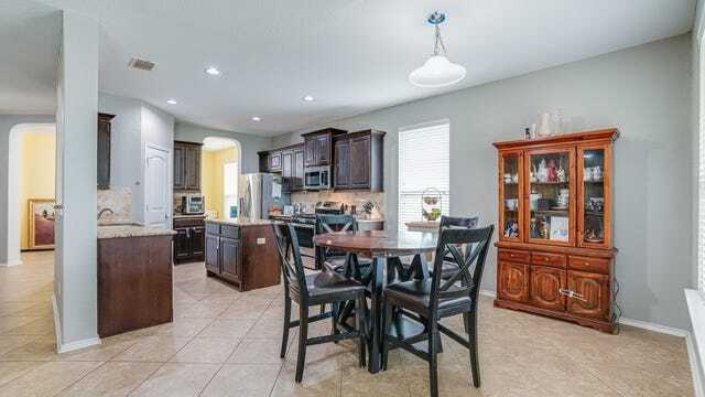 Building Photo - 12310 Red Maple Way
