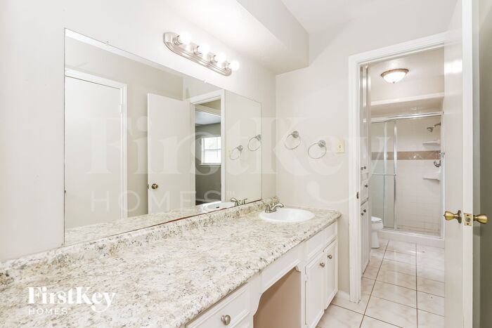 Building Photo - 4702 Hickory Downs Dr