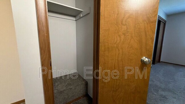 Building Photo - 4520 Calvert St