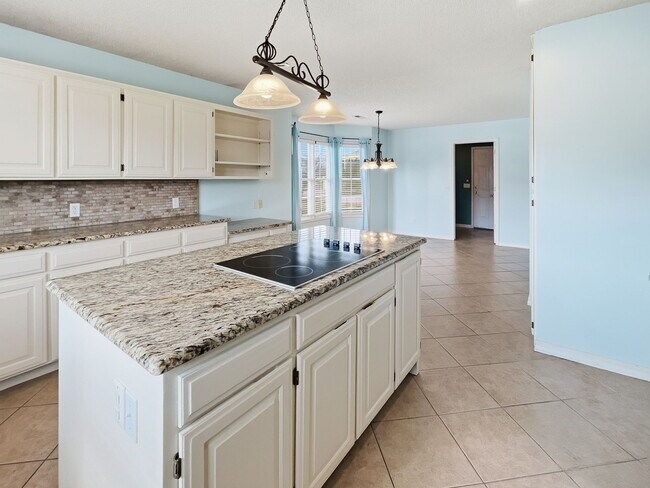 Building Photo - 3204 Peach Blossom