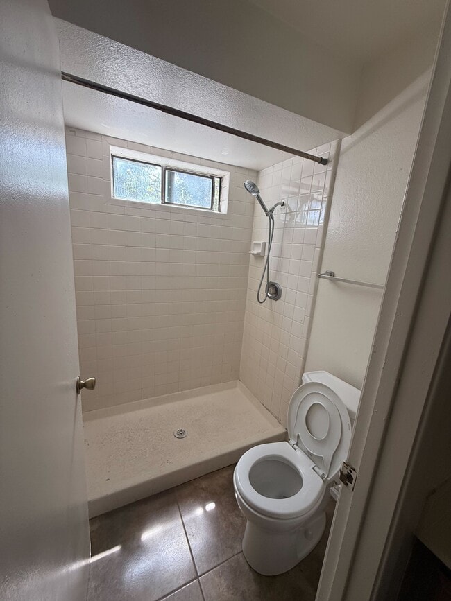 Building Photo - 5083 Moss Creek Cir