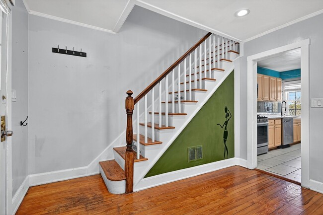 Building Photo - Turn-key Ready 3 BR 1 BA in Newburgh, NY