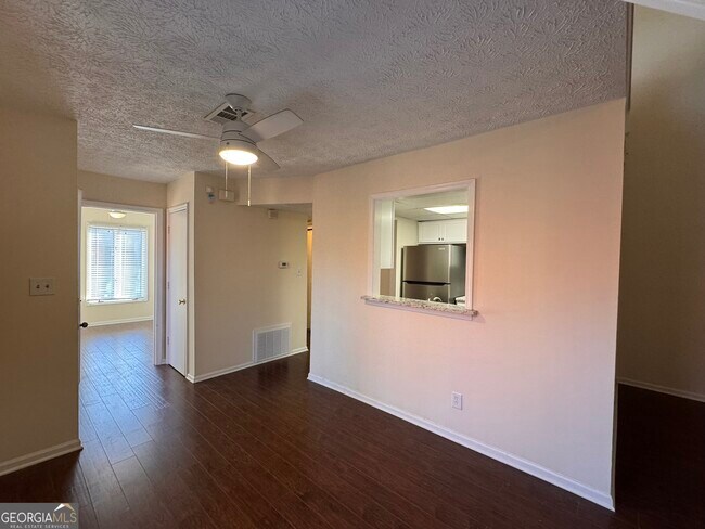 Building Photo - 1717 Wynndowne Trail