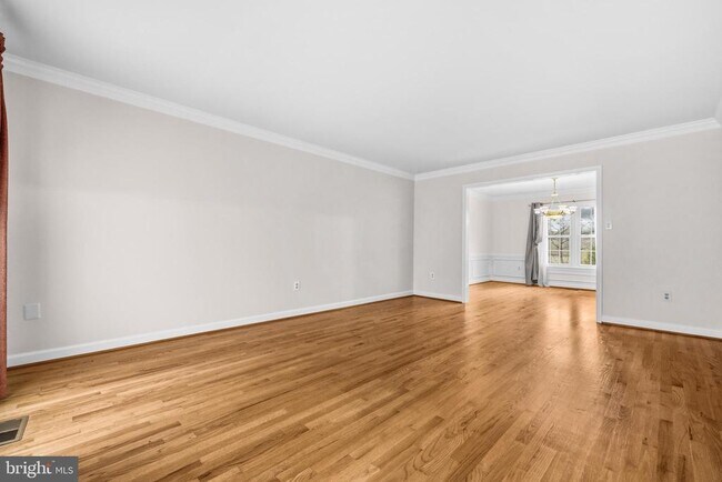 Building Photo - 7520 Royal Dominion Dr