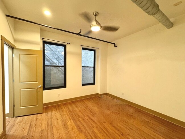 Building Photo - 641 Walnut St