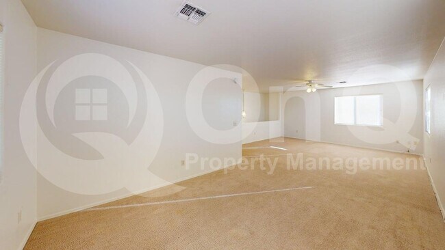 Building Photo - 13224 E Coyote Well Dr