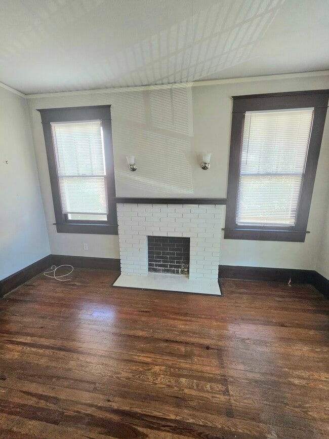 Building Photo - Kenan Street