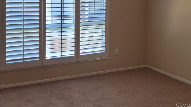 Building Photo - 25885 Trabuco Rd