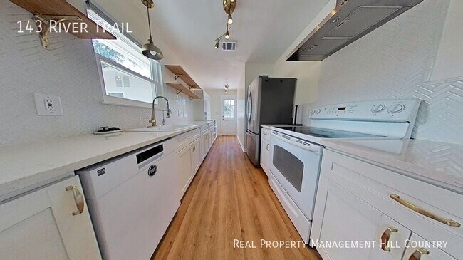 Building Photo - 143 River Trail