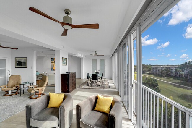 Building Photo - 4114 W Palm Aire Dr