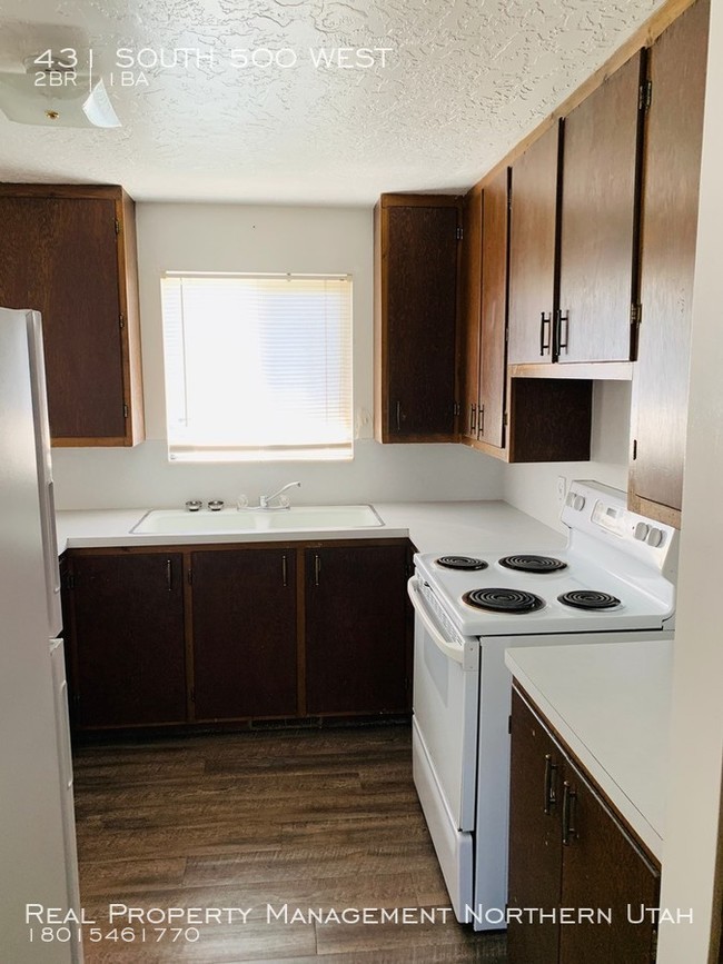 Building Photo - 2 Bedroom 1 Bath Brigham Duplex.