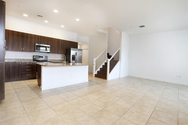Building Photo - 12453 NW 17th Manor