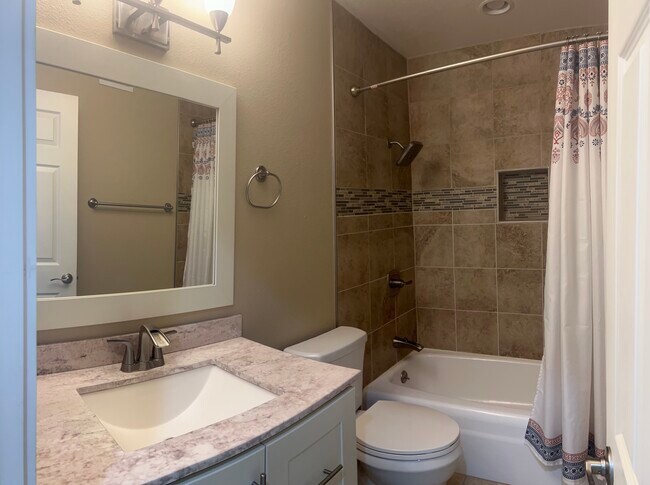 Building Photo - 14852 Rattan St