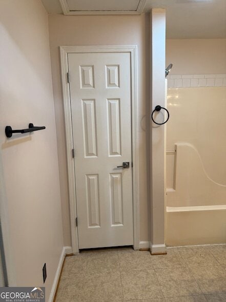 Building Photo - 1287 Hampton Locust Grove Rd