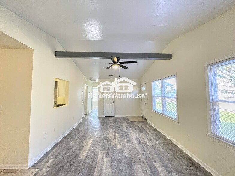 Building Photo - 2838 Eric Ct