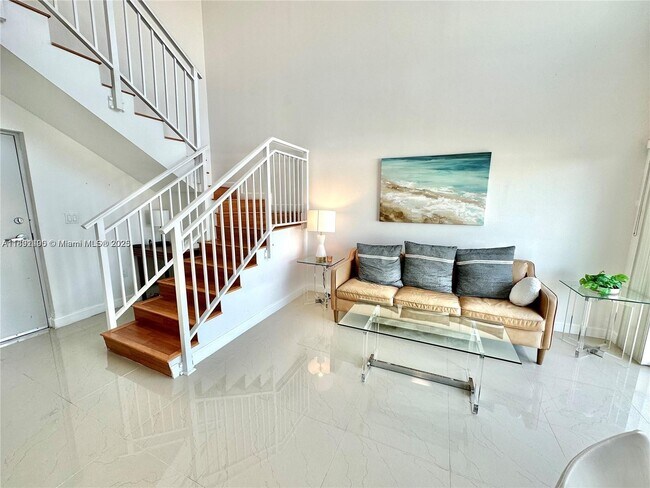 Building Photo - 1650 Brickell Ave