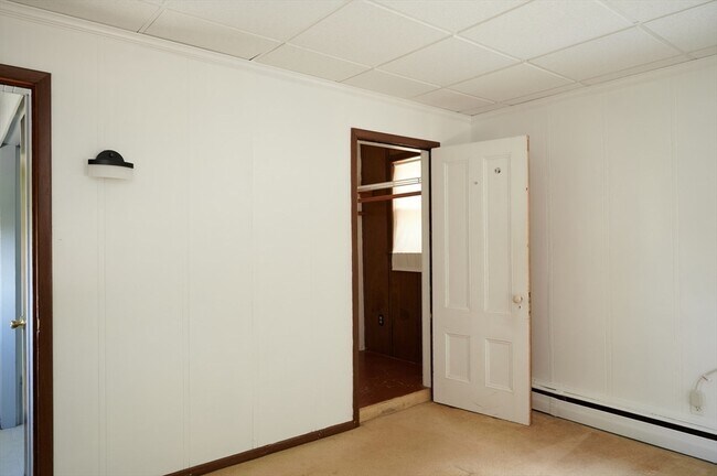 Building Photo - 127 Upham St