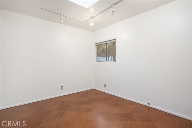 Building Photo - 3946 Alta Mesa Dr